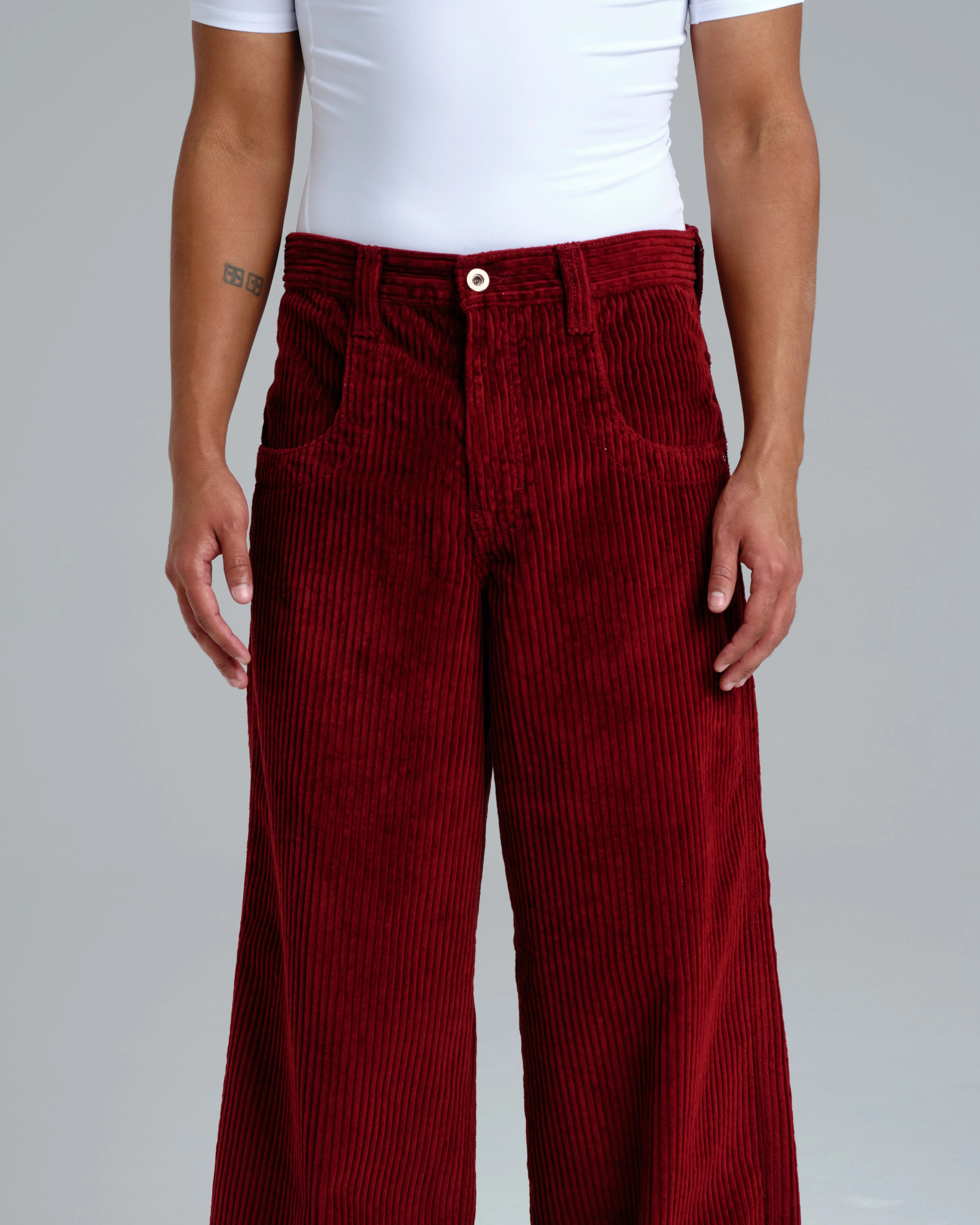 101 Twin Cannon. 26". 4 Wale Corduroy. Burgundy.