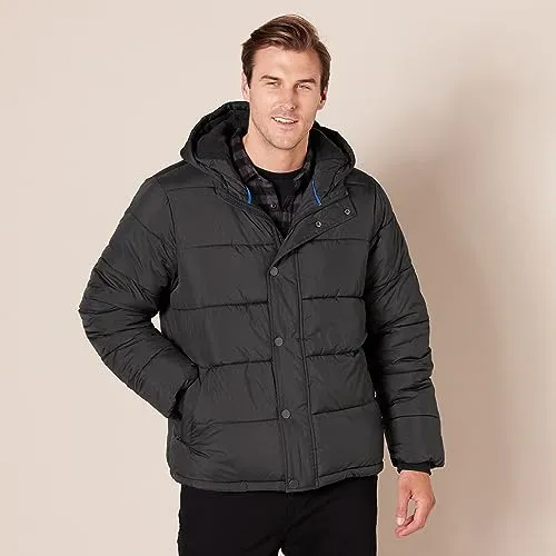 Amazon Essentials Men's Heavyweight Hooded Puffer Coat, Black, Large