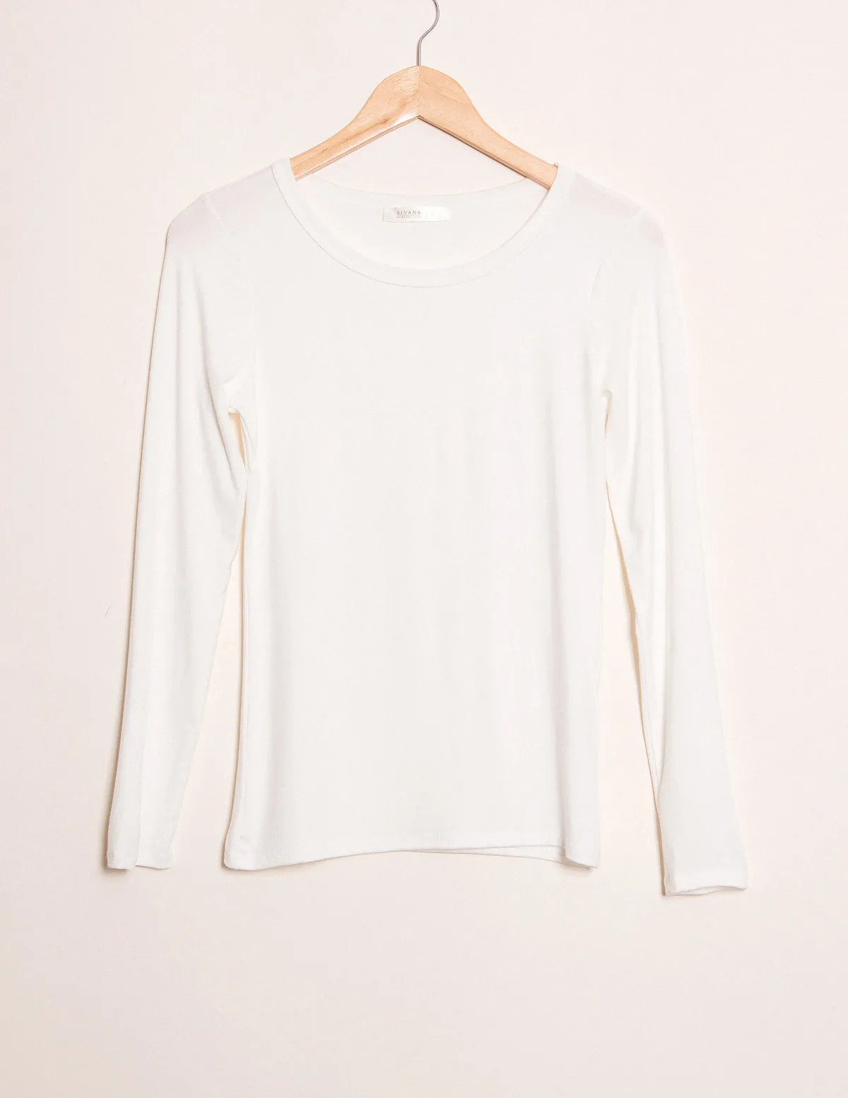 Bamboo Close Fit Long Sleeve Tee