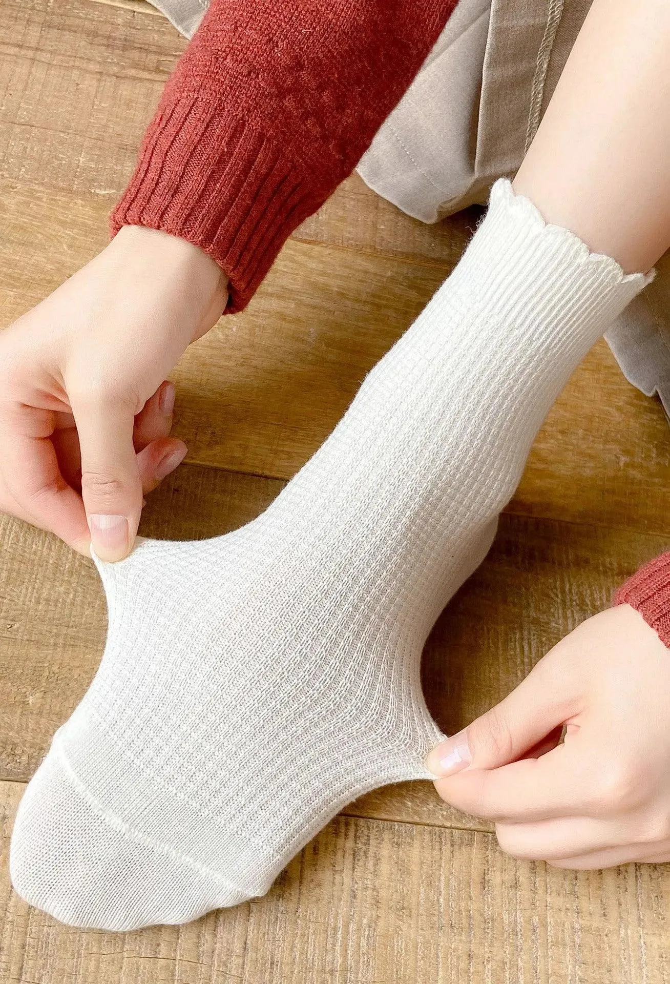 Cotton Frilly Crew Socks | Cute Outfits | Solid Color