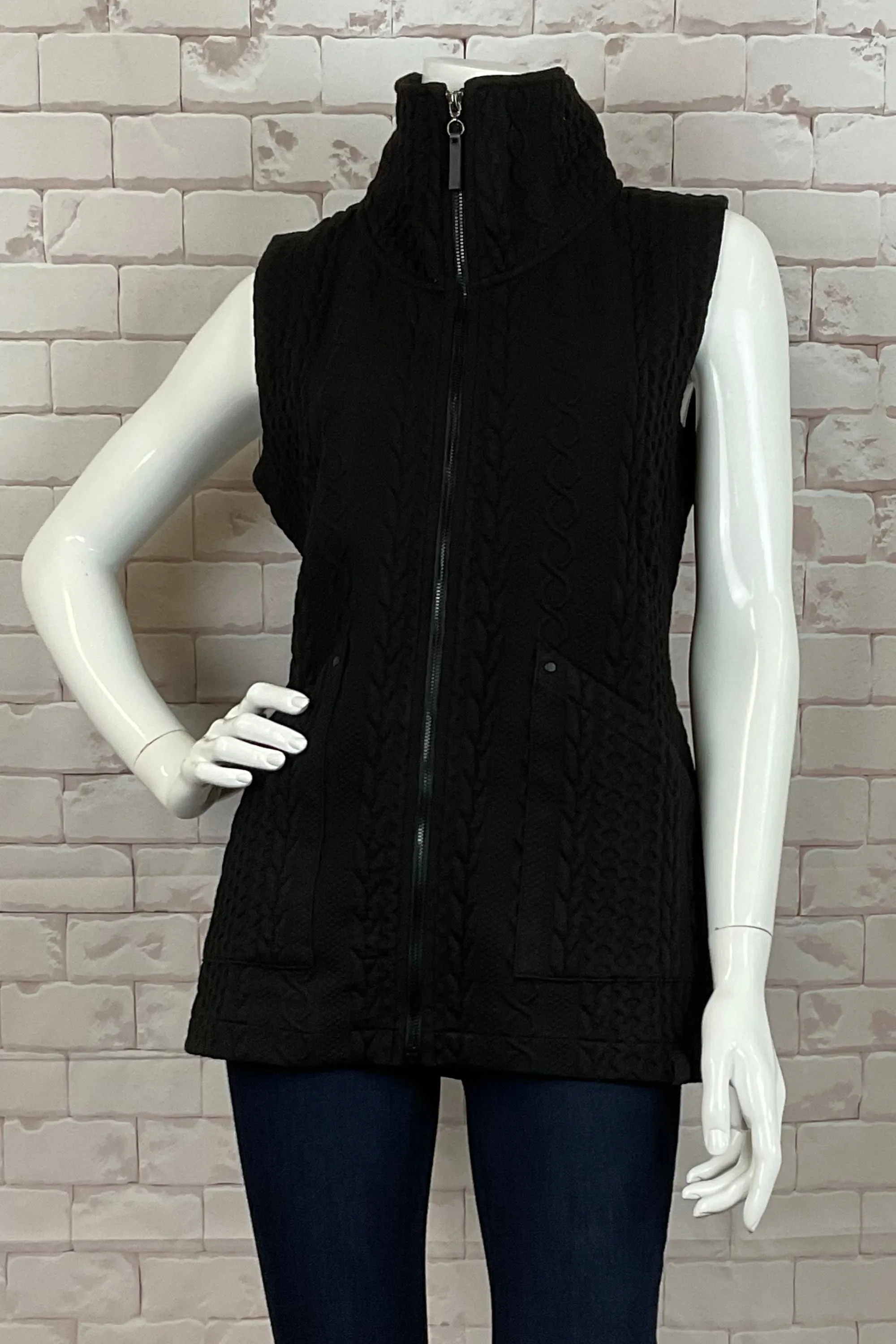 EMBOSSED CABLE ZIP VEST