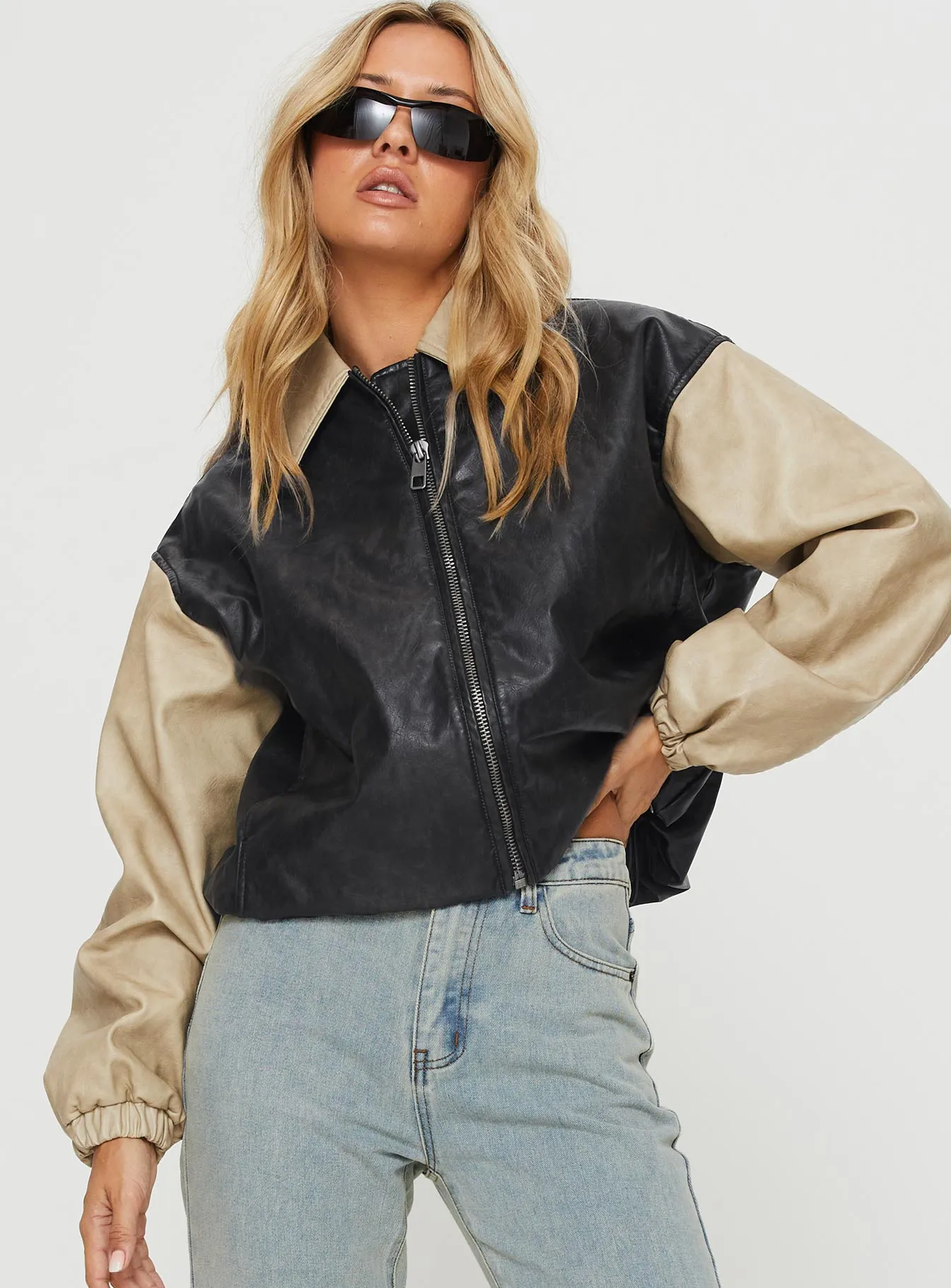 Fashionkova Nirvana Bomber Jacket Camel