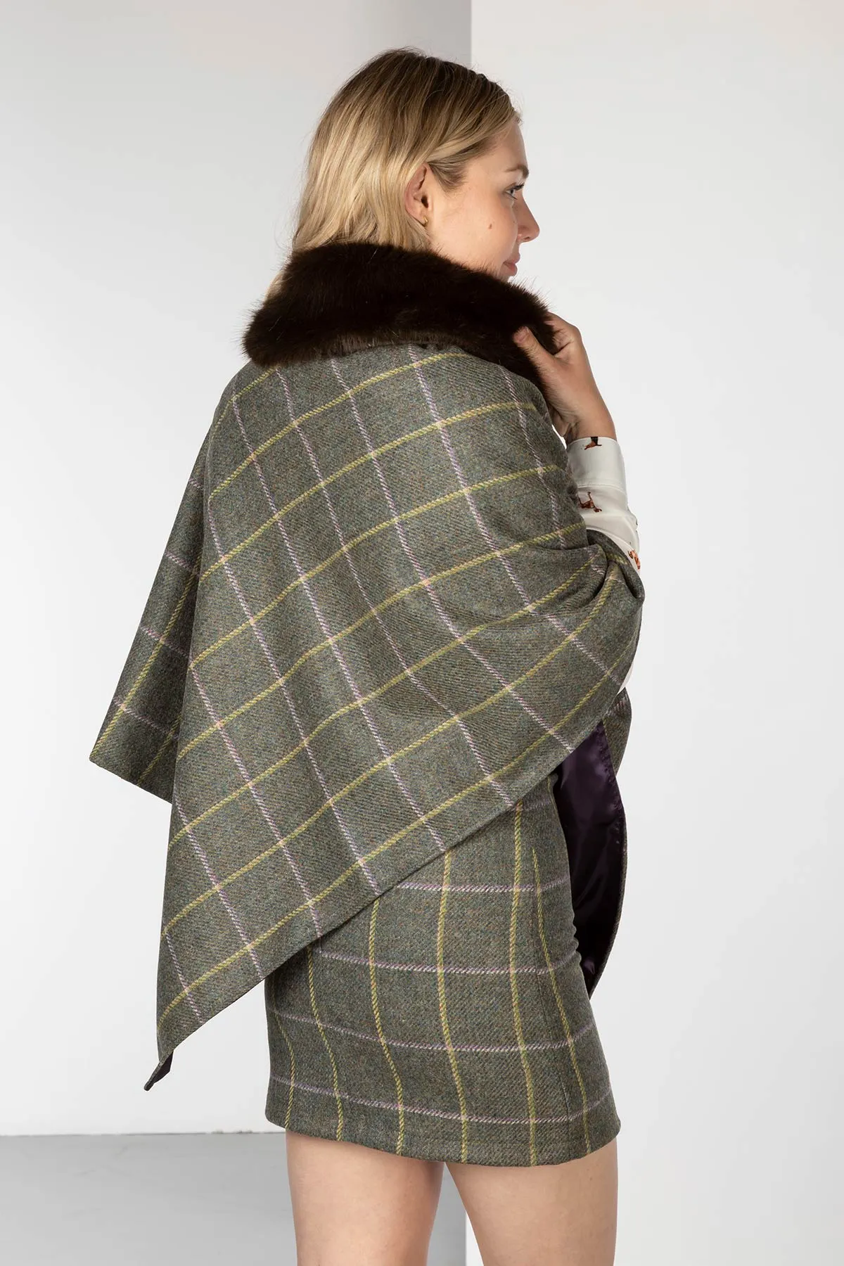 Ladies Wool Tweed Poncho With Faux Fur