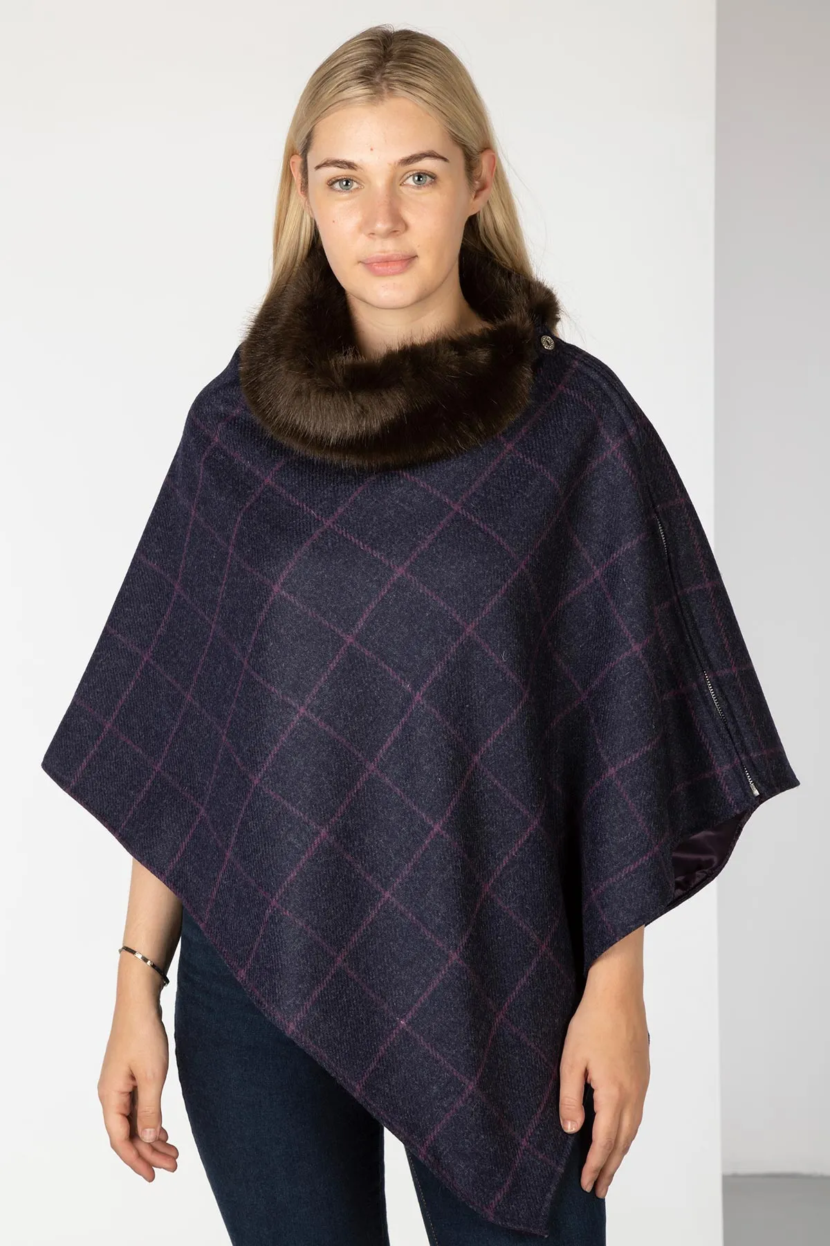 Ladies Wool Tweed Poncho With Faux Fur