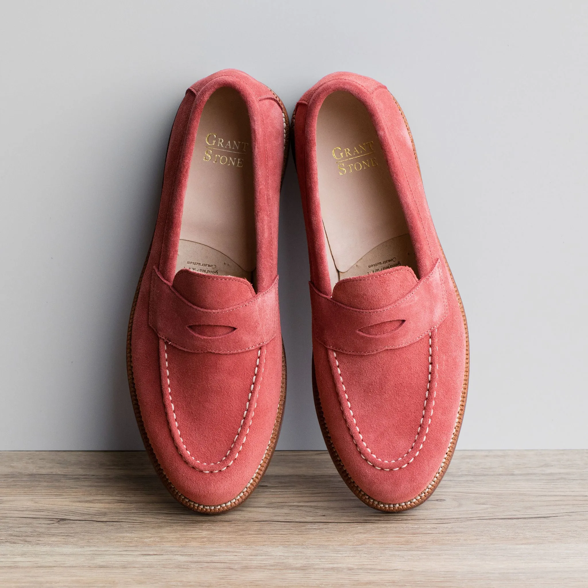 Traveler Penny Coral Suede