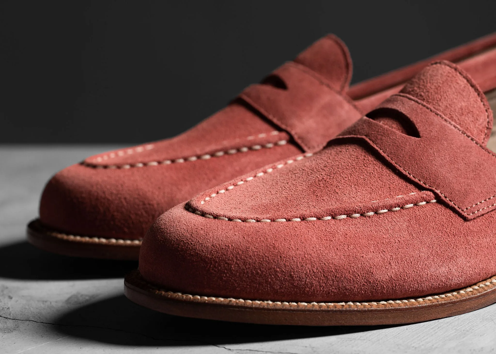 Traveler Penny Coral Suede