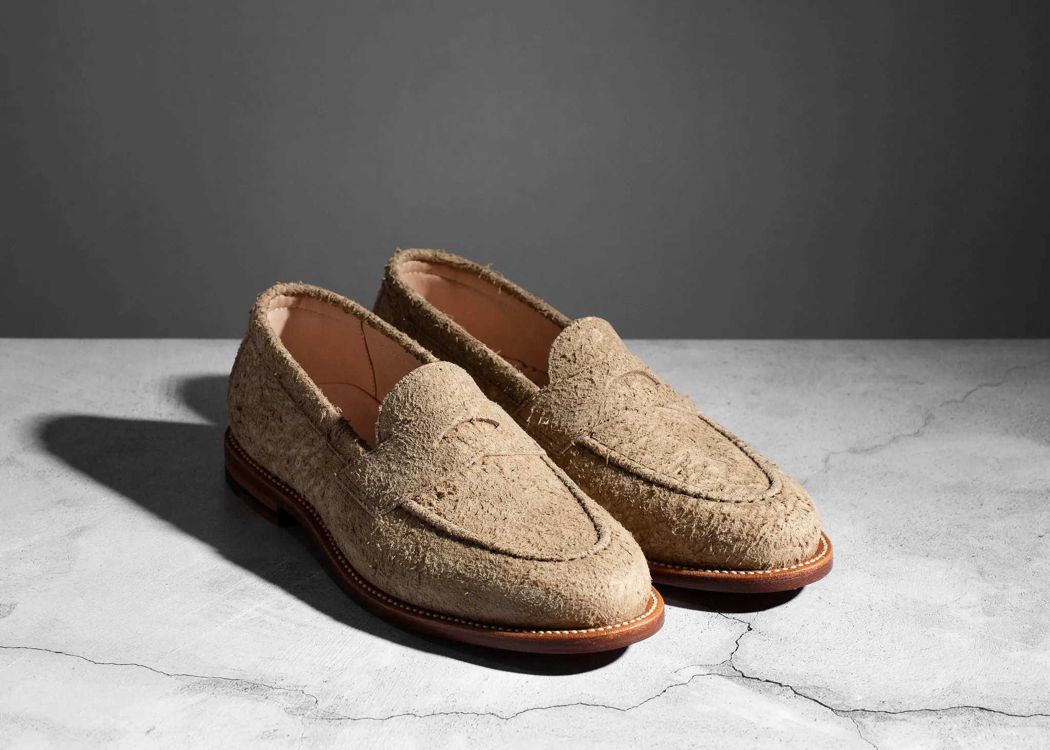 Traveler Penny Milkshake Rough Suede