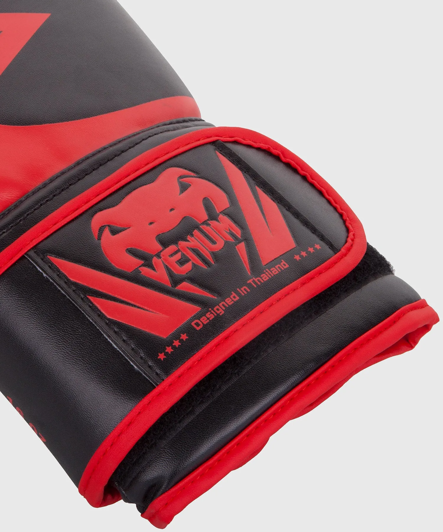 Venum Challenger 2.0 Boxing Gloves - Black/Red - Exclusive